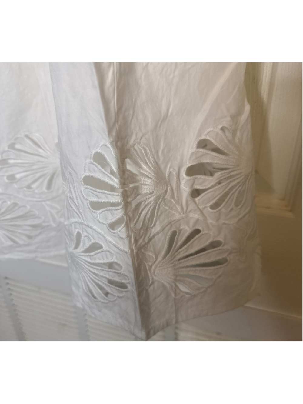 JODIFL White Eyelet Mini Dress L - Picture 4 of 5